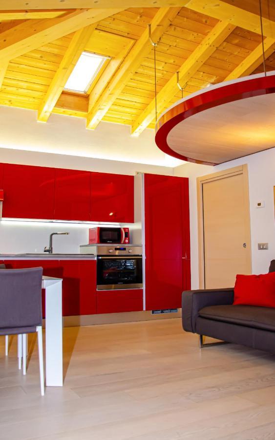 Holiday House Viola Tirano Bagian luar foto